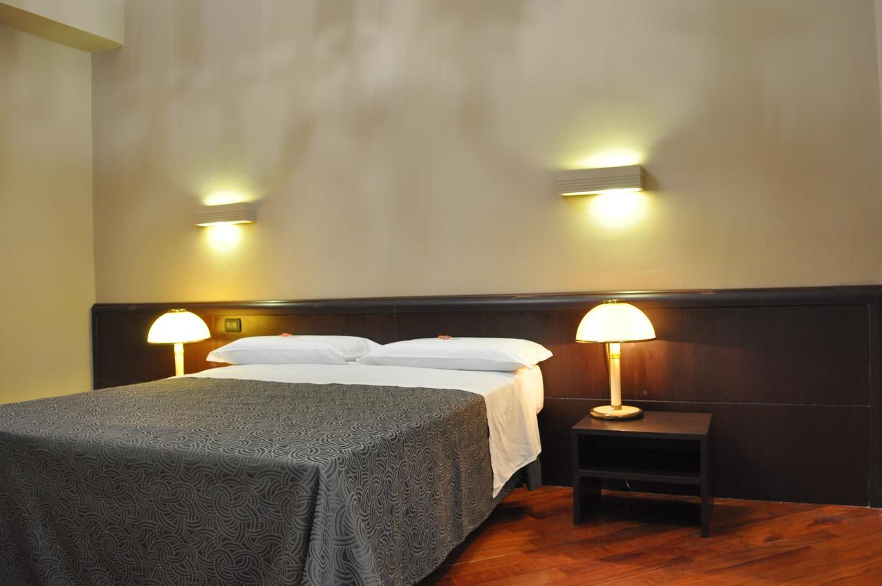 Hotel Twenty Nine Gênes Extérieur photo